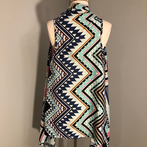 Wrangler Aztec Design Cardigan/Vest - Picture 7 of 12